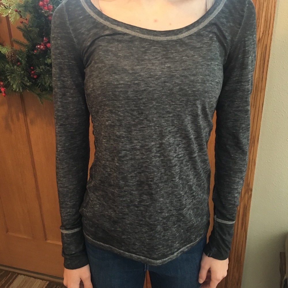 American Eagle long-sleeved tee